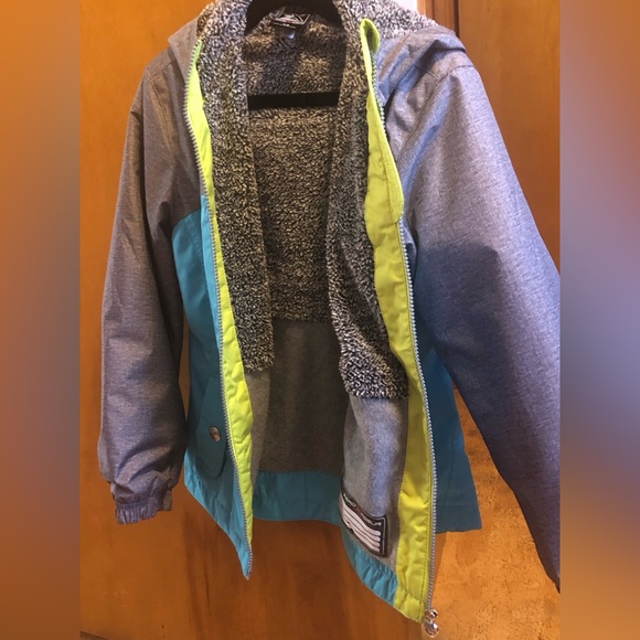 ZeroXposur Girls Jacket. Size 7/8. Excellent Condition. - Picture 8 of 12